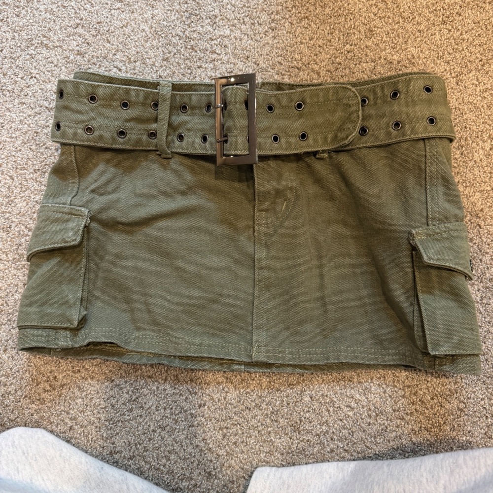 Princess Polly Olive Green Cargo Mini Skirt Double Grommet Belt Canvas Sz 4